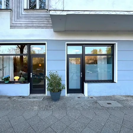 Poets Place Design In Kreuzberg - Space For 8 Persons דירה *