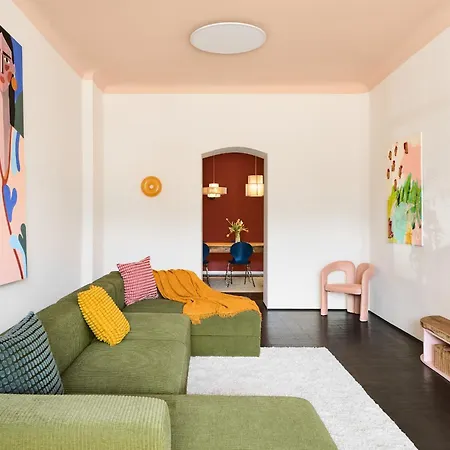 Poets Place Design In Kreuzberg - Space For 8 Persons Apartamento