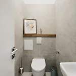 Poets Place Design In Kreuzberg * ברלין
