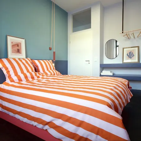 Apartment Poets Place Design In Kreuzberg