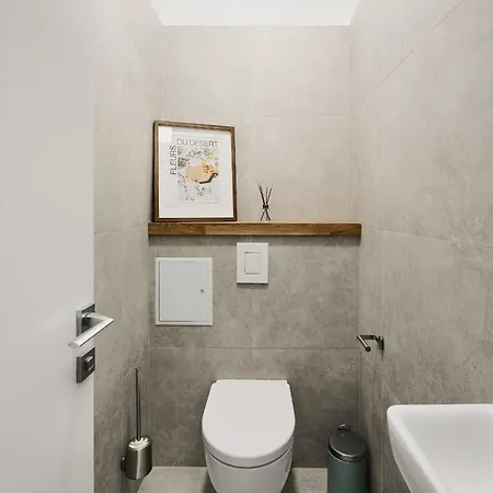 Poets Place Design In Kreuzberg - Space For 8 Persons * Berlin